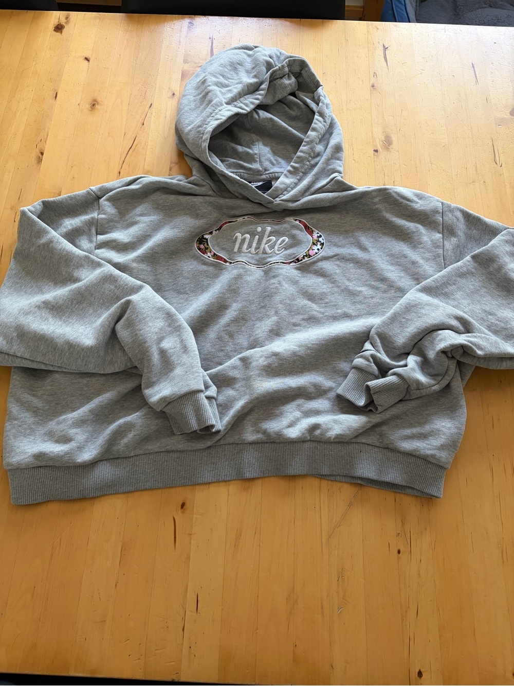 Nike Light Gray Pullover Hoodie with Subtle Logo Tag